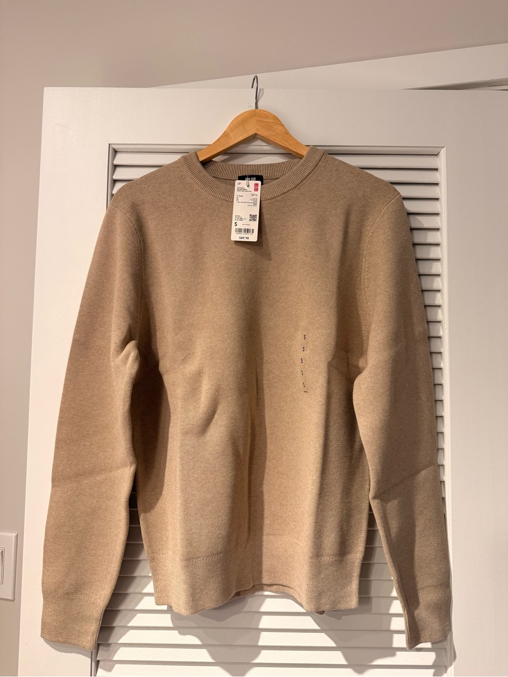 Uniqlo Women's Crewneck Sweater in Light Brown